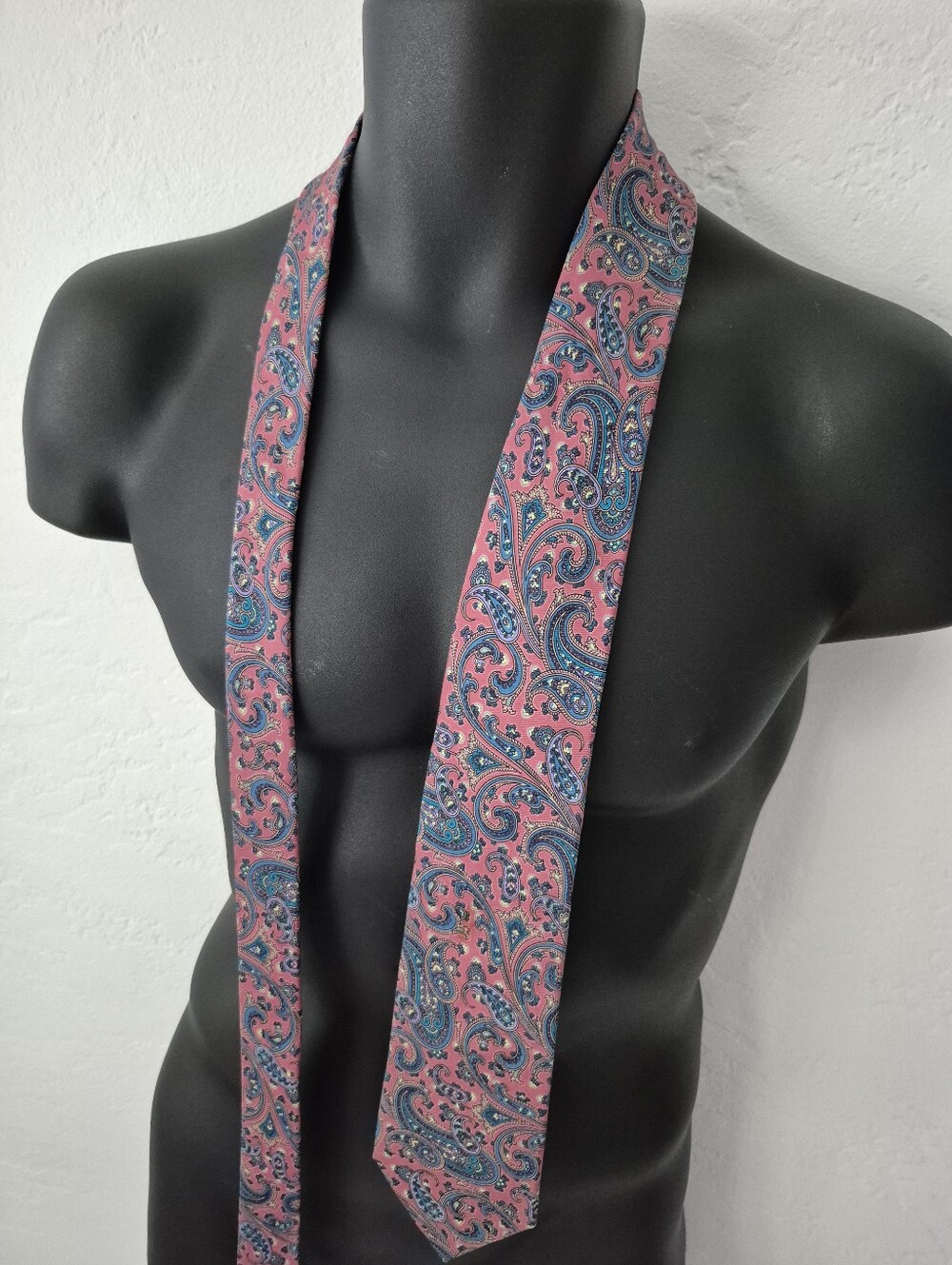 Vintage 70s Steven Windsor Paisley Tie